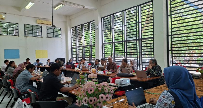 Jurusan Fisika FMIPA UNIMED Gelar Rapat KDBK Bahas Roadmap dan Penguatan Kegiatan Akademik